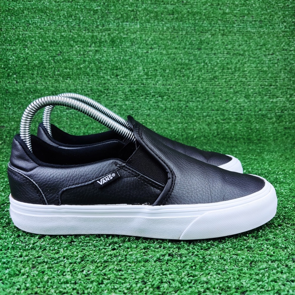Vans Slip-On Shoes Womens 7 Black Leather Classic Low Top Sneakers 721356